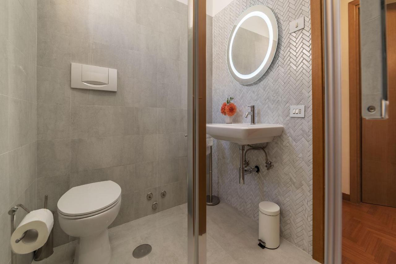 Lively Roma Trastevere Renovated Apartment - FromhometoRoma Exterior foto